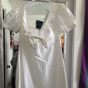 White puff sleeve dress